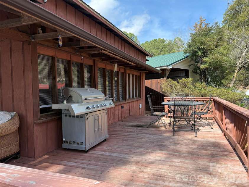 102 Doe Court, Mount Gilead, NC 27306.  MLS# CAR4354243, YatesRealty ID 5353. 