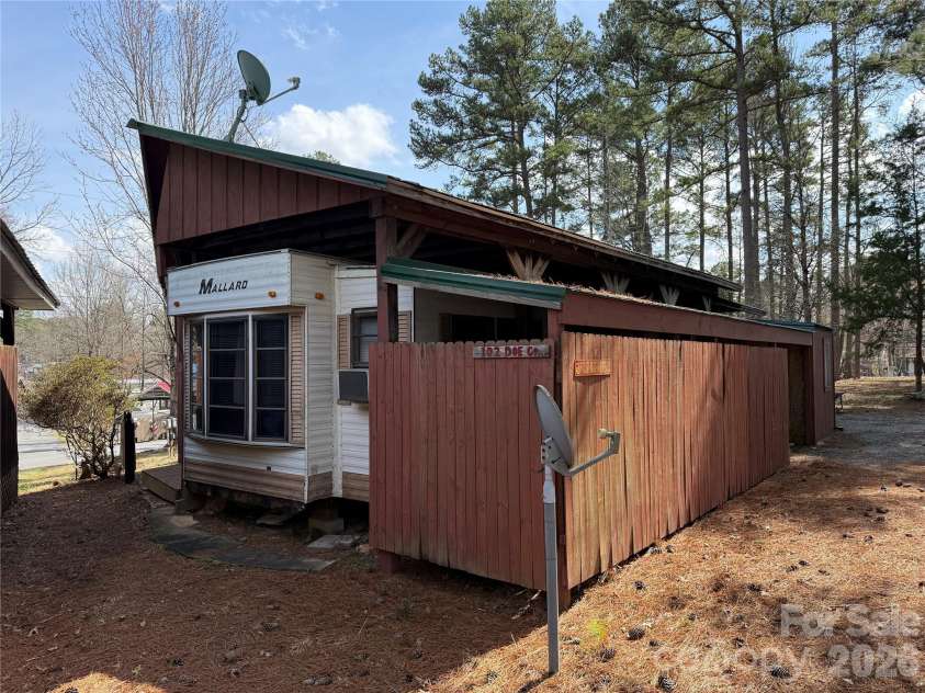 102 Doe Court, Mount Gilead, NC 27306.  MLS# CAR4354243, YatesRealty ID 5353. 
