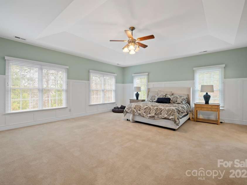 722 Fairway Point Drive, Fort Mill, SC 29708.  MLS# CAR4232494, YatesRealty ID 5353. Spacious Primary Bedroom