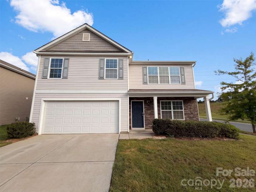 1554 Gaston Mountain Drive, Dallas, NC 28034.  MLS# CAR4429393, YatesRealty ID 53531. 