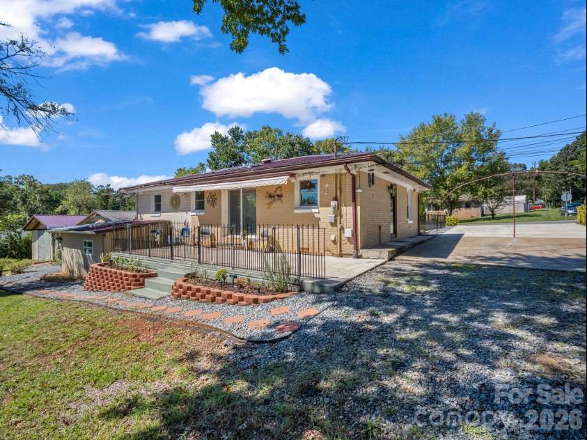 191 Sycamore Street, Forest City, NC 28043.  MLS# CAR4429404, YatesRealty ID 53532. 