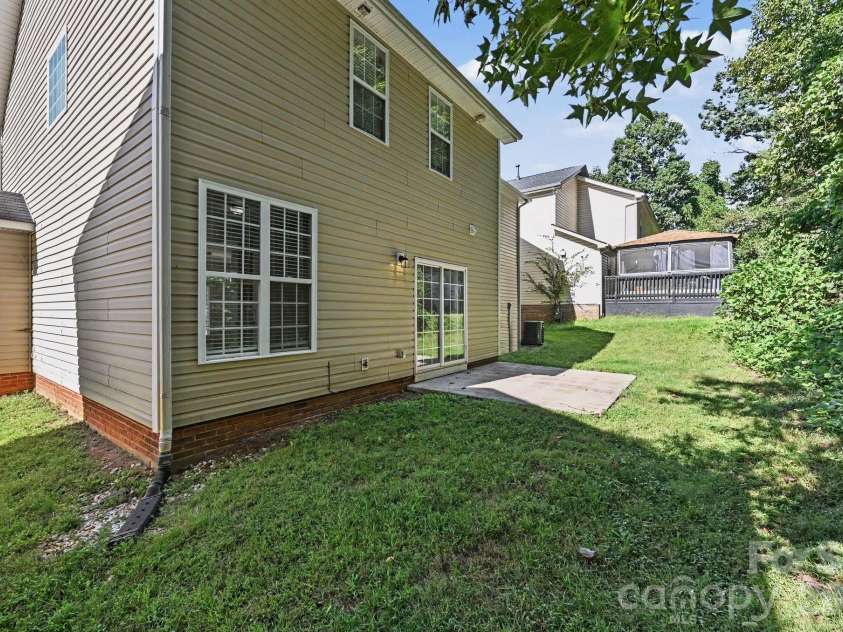 4731 Canipe Drive, Charlotte, NC 28269.  MLS# CAR4429209, YatesRealty ID 53533. 