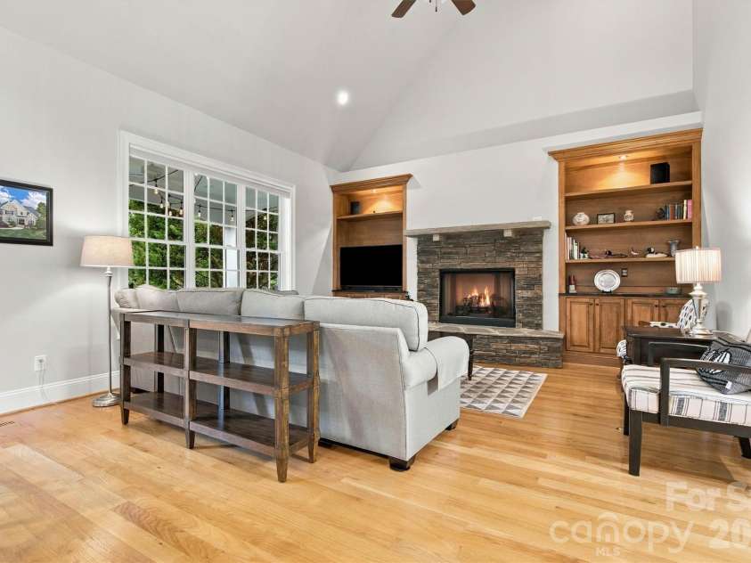 7159 Inverness Drive, Denver, NC 28037.  MLS# CAR4429099, YatesRealty ID 53541. 