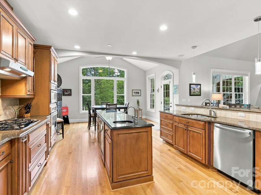 7159 Inverness Drive, Denver, NC 28037.  MLS# CAR4429099, YatesRealty ID 53541. 