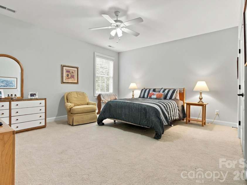 7159 Inverness Drive, Denver, NC 28037.  MLS# CAR4429099, YatesRealty ID 53541. 