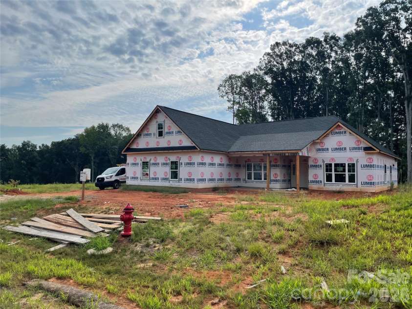 158 Windstone Crossing Trail, Troutman, NC 28166.  MLS# CAR4373326, YatesRealty ID 53544. 