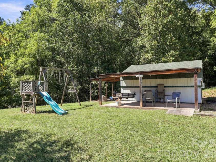20 Warren Creek Road, Candler, NC 28715.  MLS# CAR4428308, YatesRealty ID 53546. 
