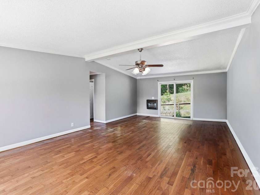 20 Warren Creek Road, Candler, NC 28715.  MLS# CAR4428308, YatesRealty ID 53546. 