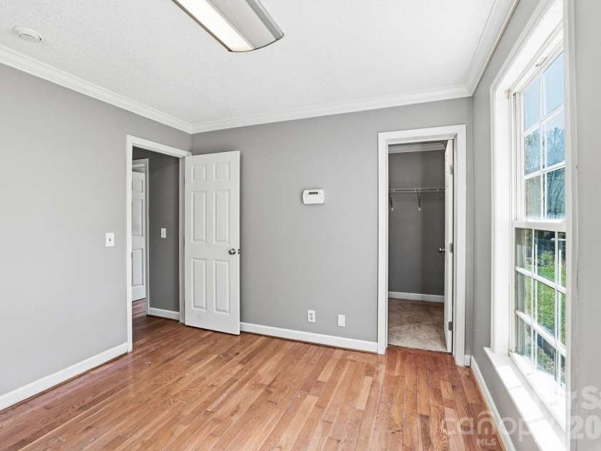 20 Warren Creek Road, Candler, NC 28715.  MLS# CAR4428308, YatesRealty ID 53546. 
