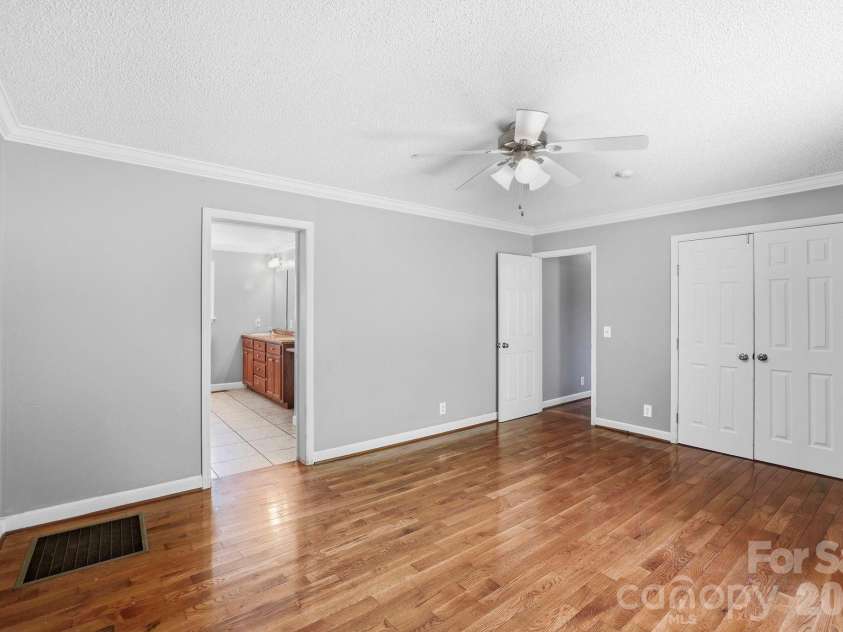20 Warren Creek Road, Candler, NC 28715.  MLS# CAR4428308, YatesRealty ID 53546. 