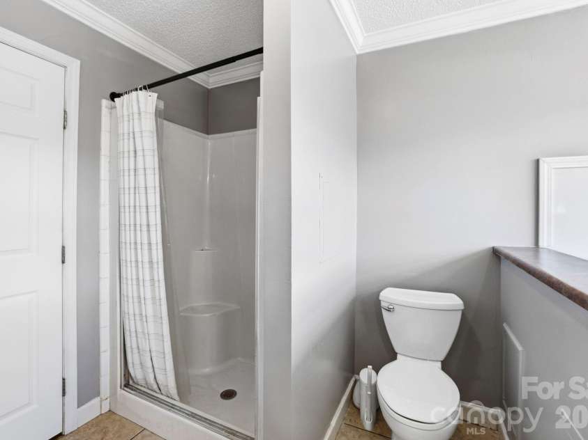 20 Warren Creek Road, Candler, NC 28715.  MLS# CAR4428308, YatesRealty ID 53546. 