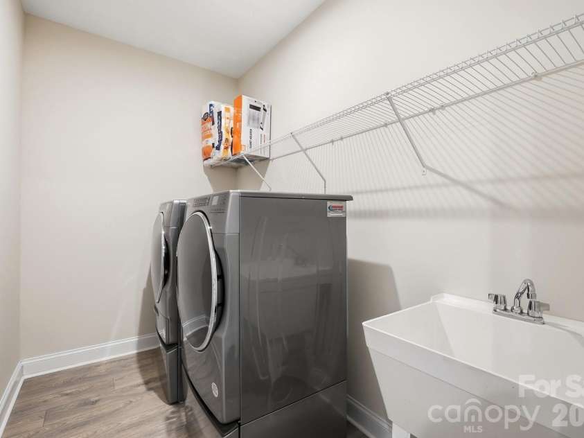 8032 Longwaters Court, York, SC 29745.  MLS# CAR4428713, YatesRealty ID 53547. Laundry room