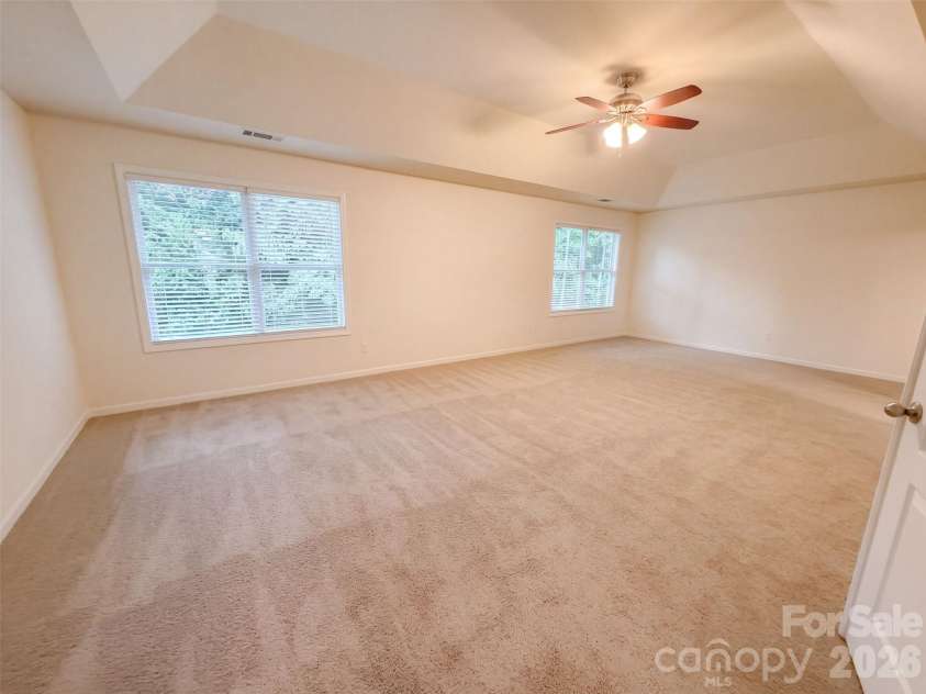 330 Windy Pine Drive, Lake Wylie, SC 29710.  MLS# CAR4429449, YatesRealty ID 53550. 