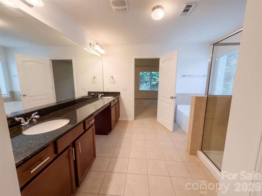 330 Windy Pine Drive, Lake Wylie, SC 29710.  MLS# CAR4429449, YatesRealty ID 53550. 