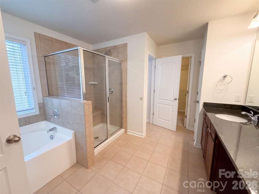 330 Windy Pine Drive, Lake Wylie, SC 29710.  MLS# CAR4429449, YatesRealty ID 53550. 