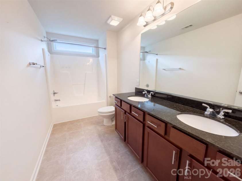 330 Windy Pine Drive, Lake Wylie, SC 29710.  MLS# CAR4429449, YatesRealty ID 53550. 