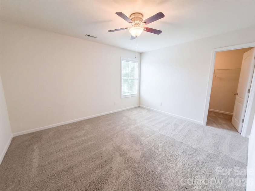 330 Windy Pine Drive, Lake Wylie, SC 29710.  MLS# CAR4429449, YatesRealty ID 53550. 