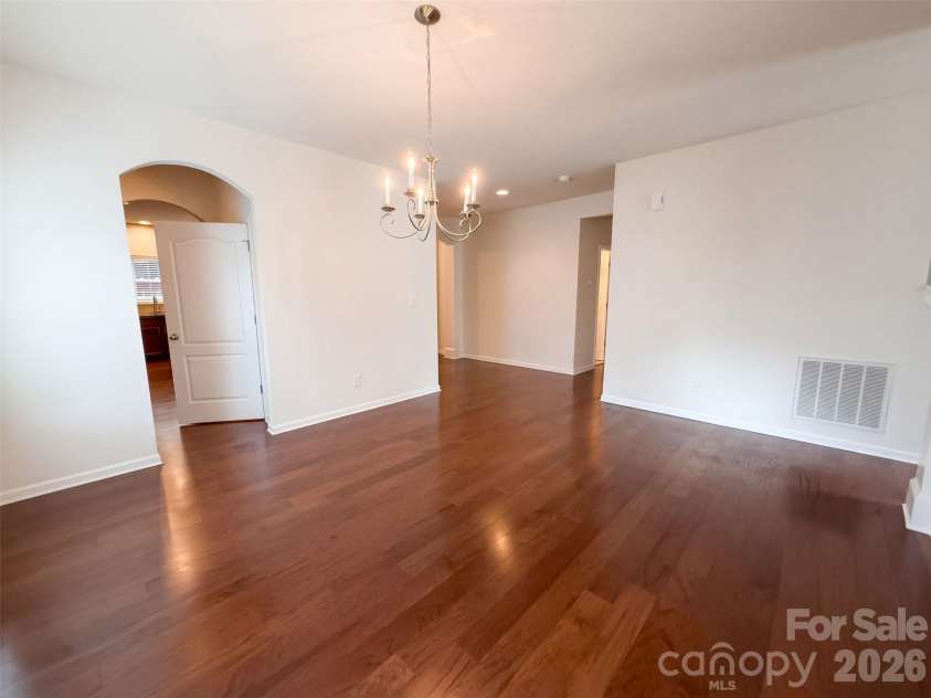 330 Windy Pine Drive, Lake Wylie, SC 29710.  MLS# CAR4429449, YatesRealty ID 53550. 