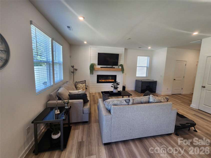 311 Bezelle Avenue, York, SC 29745.  MLS# CAR4429453, YatesRealty ID 53551. Great Room Open to Kitchen and Breakfast Area