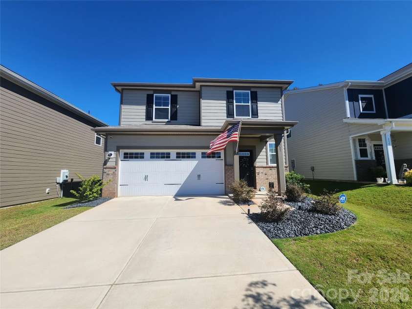 311 Bezelle Avenue, York, SC 29745.  MLS# CAR4429453, YatesRealty ID 53551. Nice curb appeal