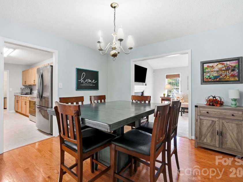 3649 Navajo Drive, Maiden, NC 28650.  MLS# CAR4429338, YatesRealty ID 53554. 