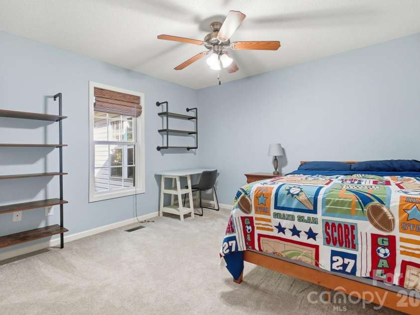3649 Navajo Drive, Maiden, NC 28650.  MLS# CAR4429338, YatesRealty ID 53554. 