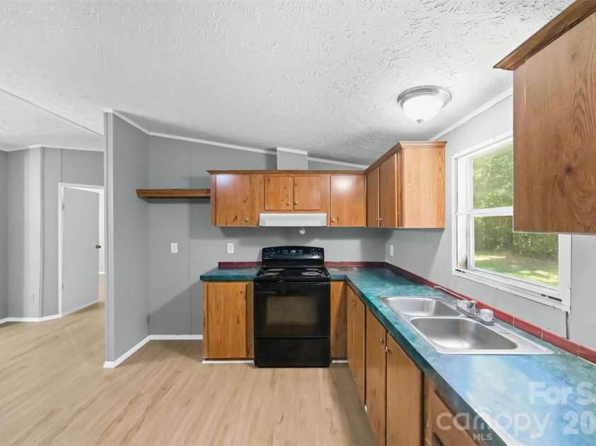 1325 Smith Woods Lane, Hickory Grove, SC 29717.  MLS# CAR4428431, YatesRealty ID 53556. 