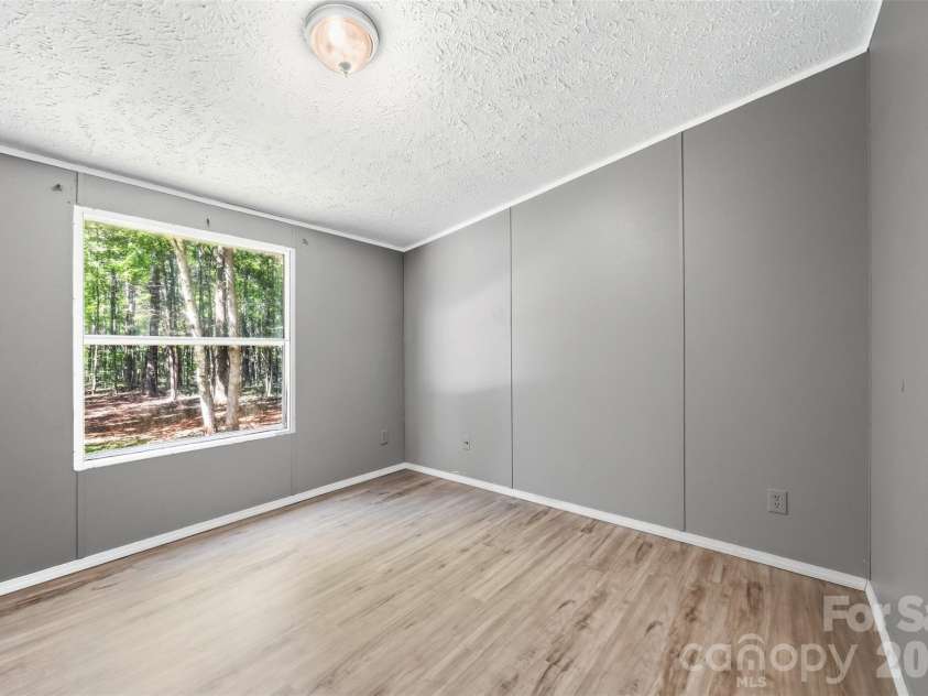 1325 Smith Woods Lane, Hickory Grove, SC 29717.  MLS# CAR4428431, YatesRealty ID 53556. 
