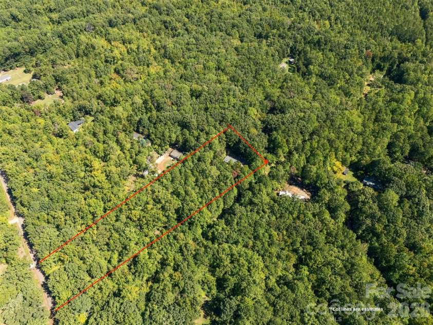 1325 Smith Woods Lane, Hickory Grove, SC 29717.  MLS# CAR4428431, YatesRealty ID 53556. 