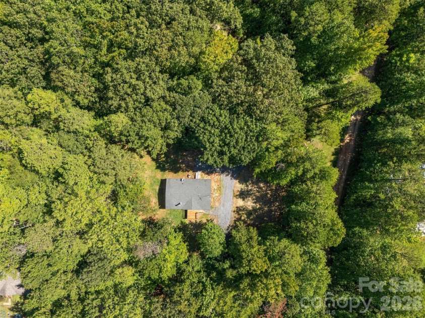 1325 Smith Woods Lane, Hickory Grove, SC 29717.  MLS# CAR4428431, YatesRealty ID 53556. 