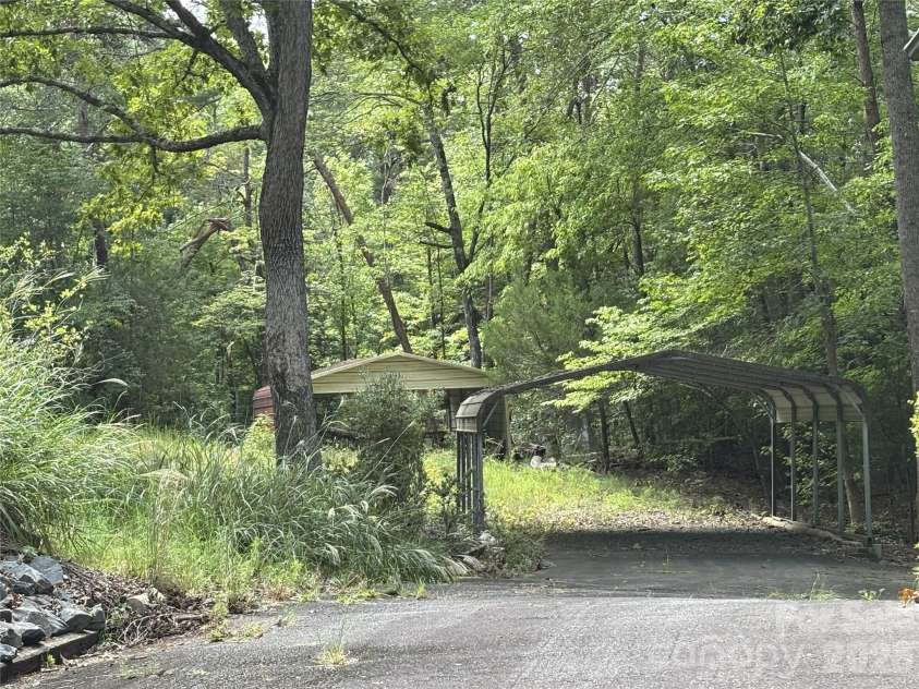 230 Sugar Loaf Road, Troy, NC 27371.  MLS# CAR4428969, YatesRealty ID 53557. 