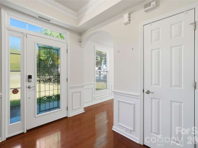 411 Halyard Lane, Tega Cay, SC 29708.  MLS# CAR4429046, YatesRealty ID 53559. Foyer