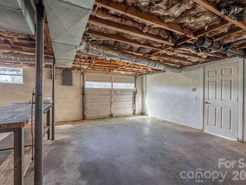 2106 Enon Road, Morganton, NC 28655.  MLS# CAR4314622, YatesRealty ID 5356. 