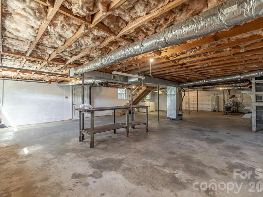 2106 Enon Road, Morganton, NC 28655.  MLS# CAR4314622, YatesRealty ID 5356. 