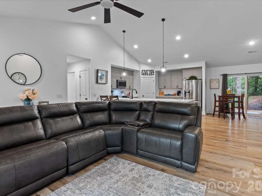110 Yadkin River Road, Statesville, NC 28625.  MLS# CAR4428286, YatesRealty ID 53560. 