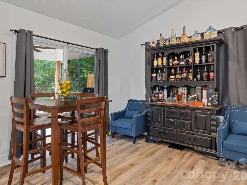 110 Yadkin River Road, Statesville, NC 28625.  MLS# CAR4428286, YatesRealty ID 53560. 