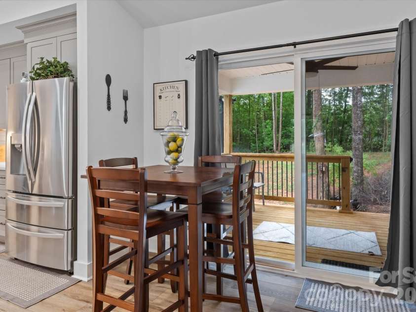 110 Yadkin River Road, Statesville, NC 28625.  MLS# CAR4428286, YatesRealty ID 53560. 