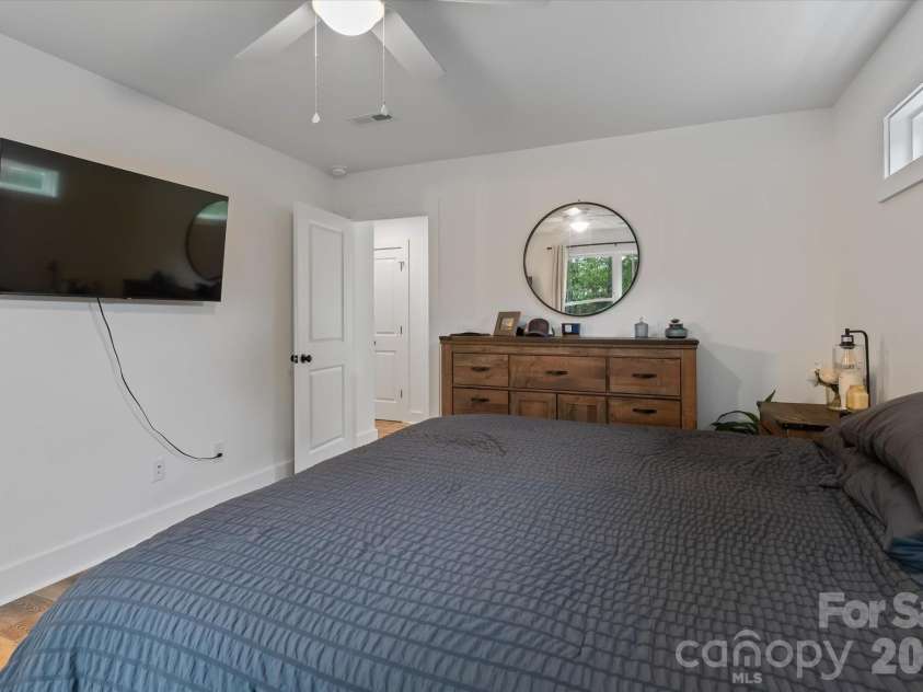 110 Yadkin River Road, Statesville, NC 28625.  MLS# CAR4428286, YatesRealty ID 53560. 