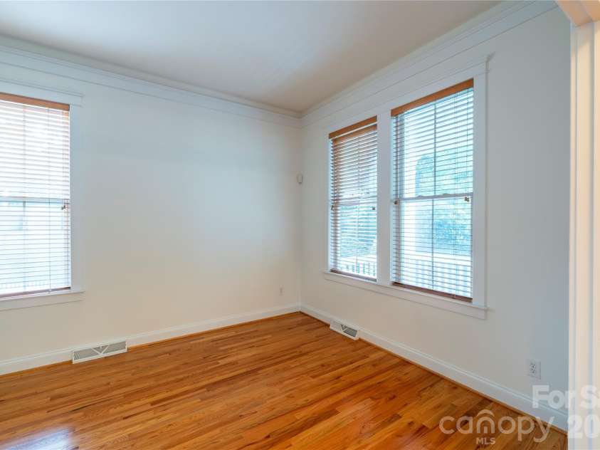 116 Gresham Lane, Mooresville, NC 28117.  MLS# CAR4429010, YatesRealty ID 53561. 