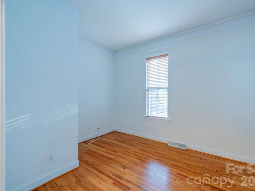 116 Gresham Lane, Mooresville, NC 28117.  MLS# CAR4429010, YatesRealty ID 53561. 