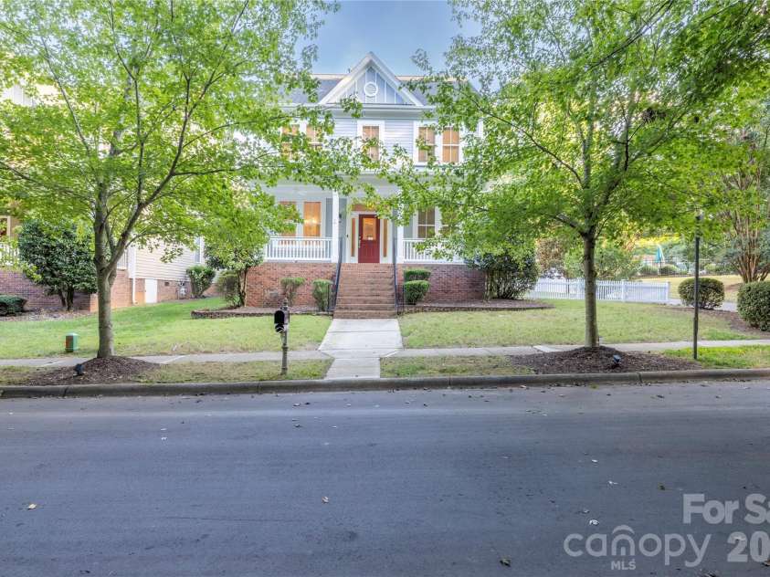 116 Gresham Lane, Mooresville, NC 28117.  MLS# CAR4429010, YatesRealty ID 53561. 