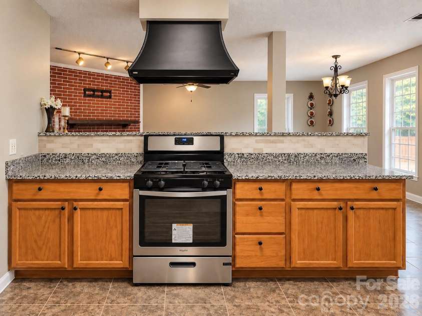 6501 Old Meadow Road, Charlotte, NC 28227.  MLS# CAR4425844, YatesRealty ID 53564. 