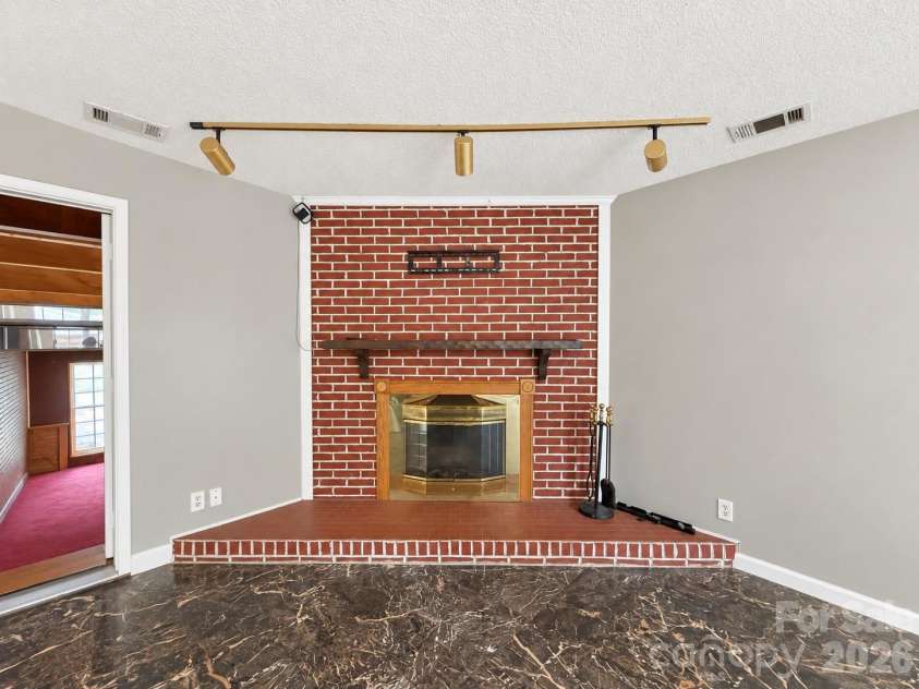 6501 Old Meadow Road, Charlotte, NC 28227.  MLS# CAR4425844, YatesRealty ID 53564. 