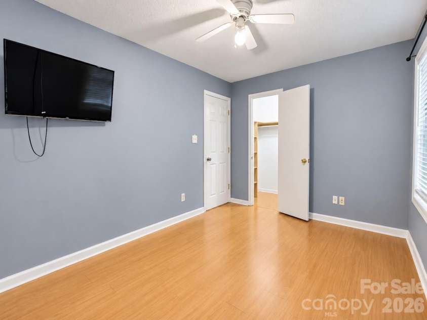 6501 Old Meadow Road, Charlotte, NC 28227.  MLS# CAR4425844, YatesRealty ID 53564. 