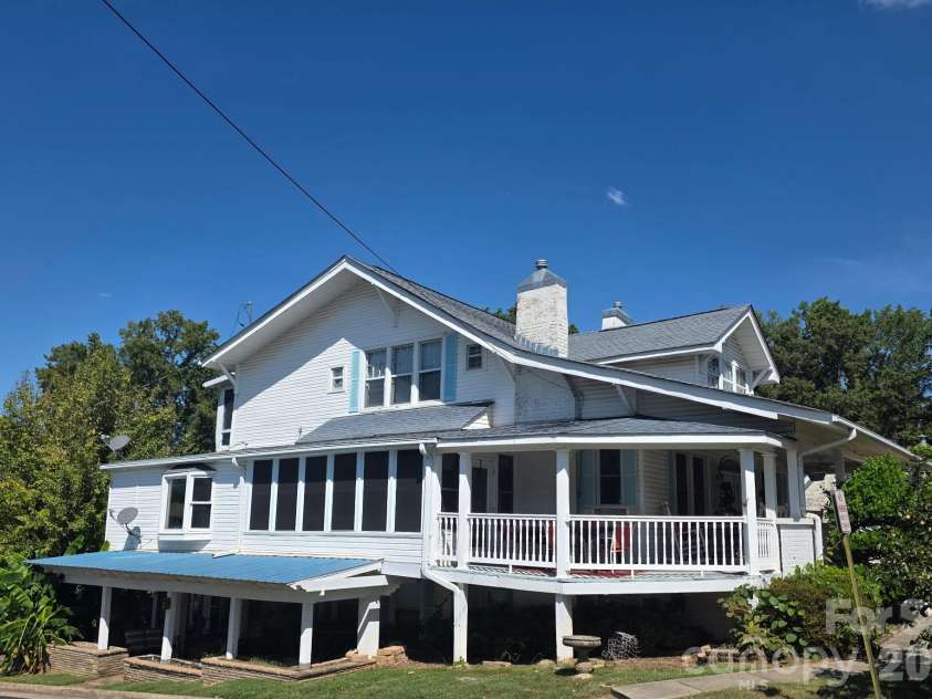 113 Central Avenue, Belmont, NC 28012.  MLS# CAR4422776, YatesRealty ID 53566. 