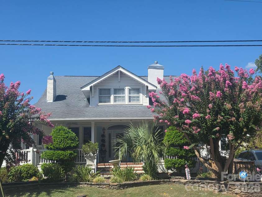 113 Central Avenue, Belmont, NC 28012.  MLS# CAR4422776, YatesRealty ID 53566. 