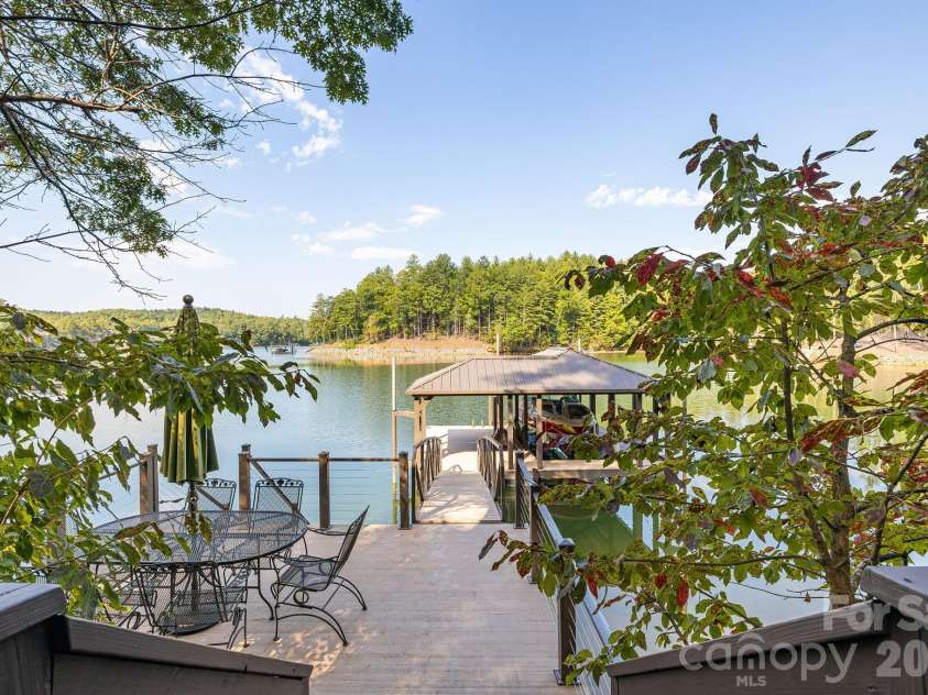 1264 Ten Whigs Ridge, Nebo, NC 28761.  MLS# CAR4426377, YatesRealty ID 53569. 