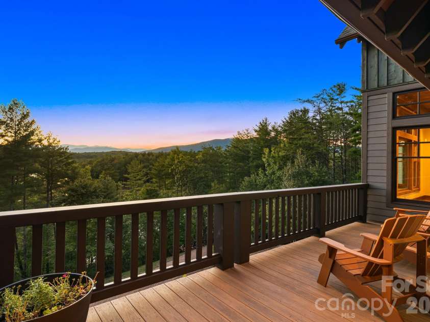 1264 Ten Whigs Ridge, Nebo, NC 28761.  MLS# CAR4426377, YatesRealty ID 53569. 