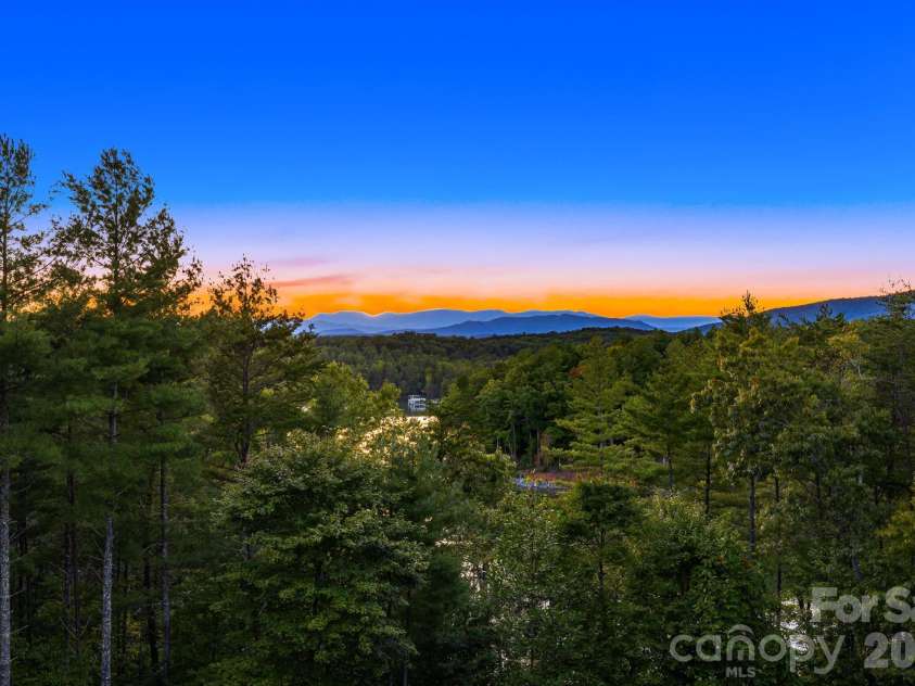 1264 Ten Whigs Ridge, Nebo, NC 28761.  MLS# CAR4426377, YatesRealty ID 53569. 
