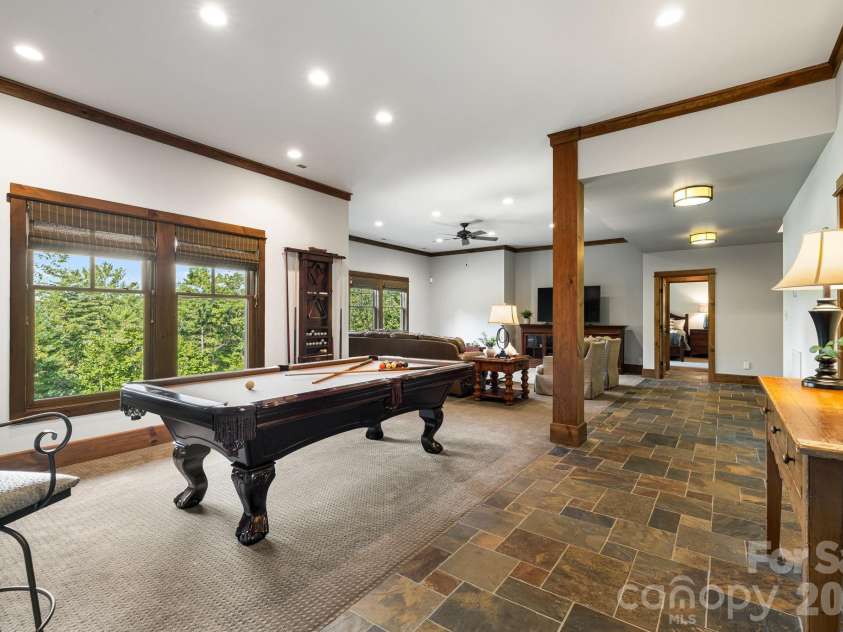 1264 Ten Whigs Ridge, Nebo, NC 28761.  MLS# CAR4426377, YatesRealty ID 53569. Rec area